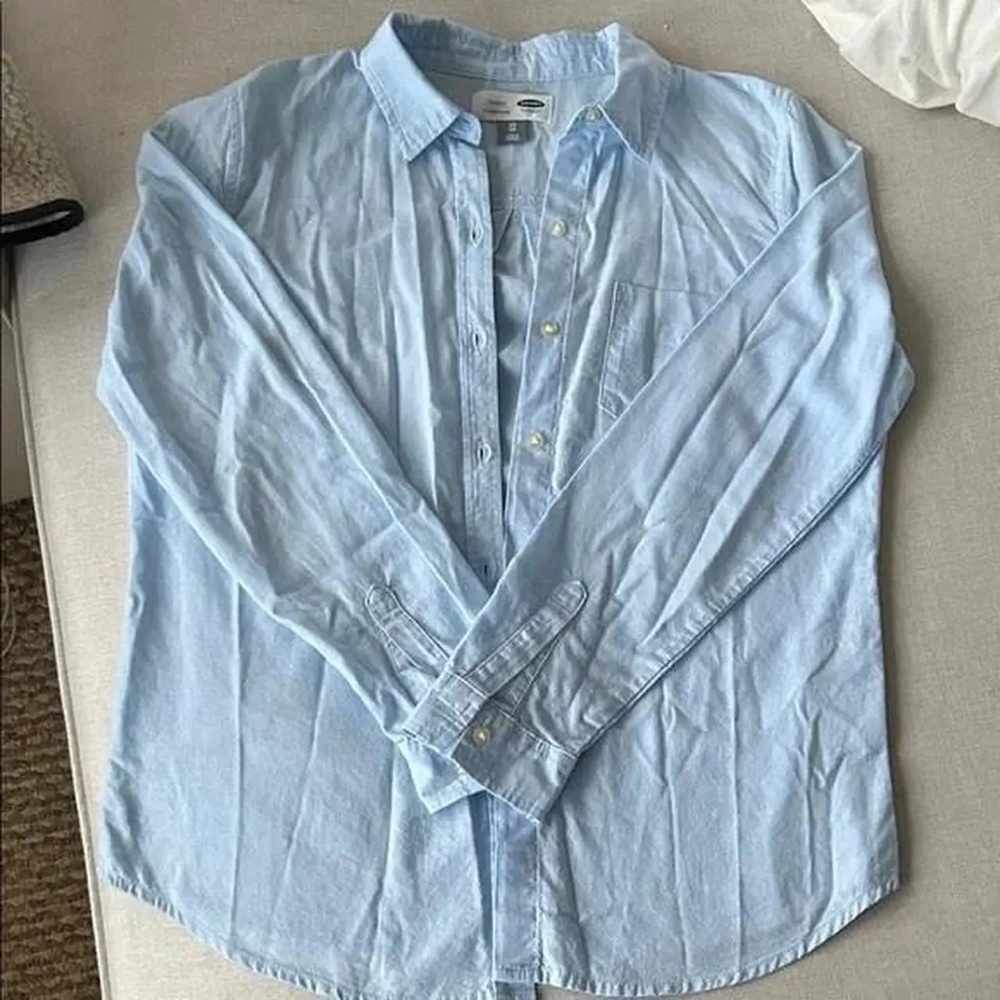 Old Navy Light Blue Women's Button Down Shirt
